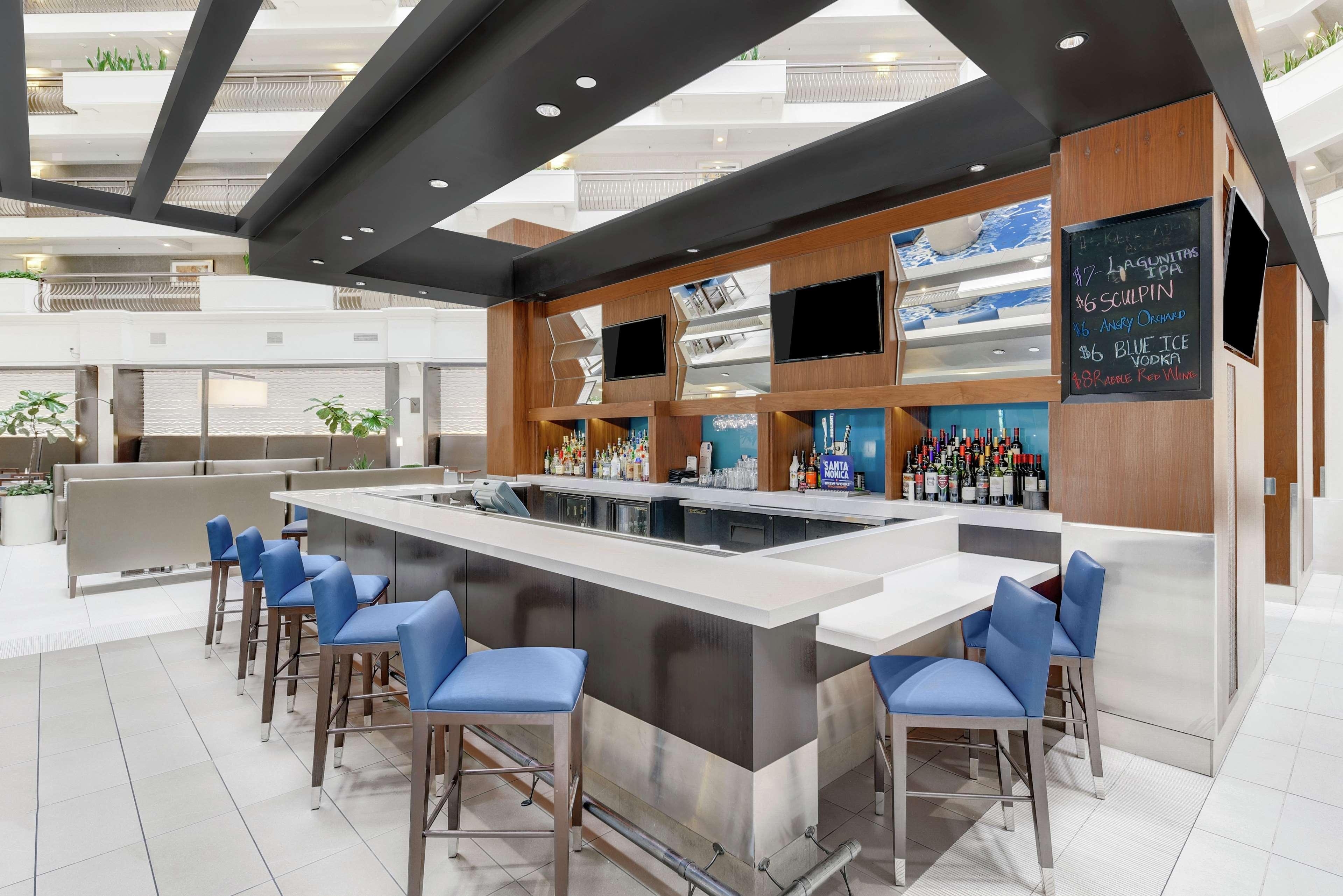 Embassy Suites By Hilton Anaheim-Orange Exterior foto